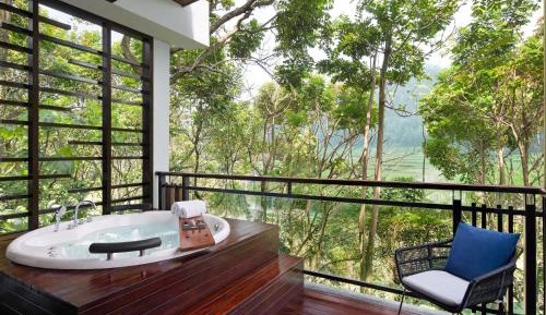 Vimala Studio Villa with Hot Tub