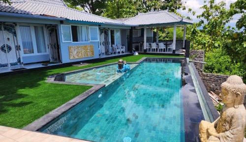 Villa with Sea View