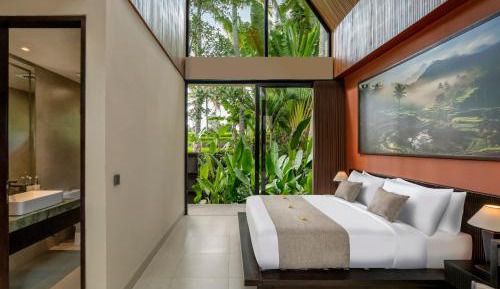 One Bedroom Riverside with Private Pool 