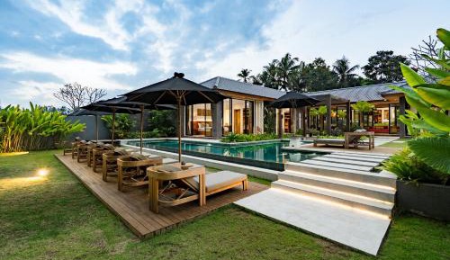 Villa with Private Pool