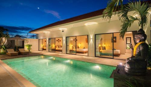 Double Room with Pool View