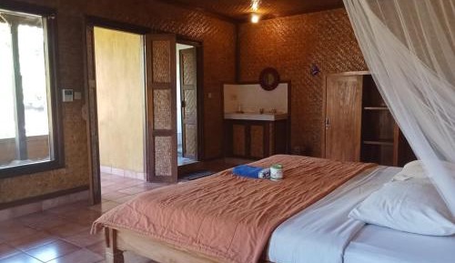Suite with Garden View