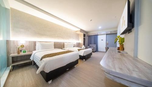 Deluxe Twin Room