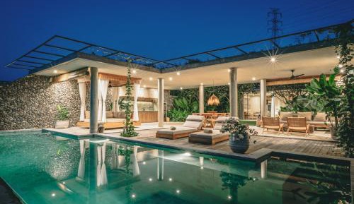 Villa with Sea View