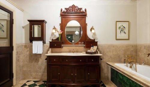 Heritage Suite Twin
