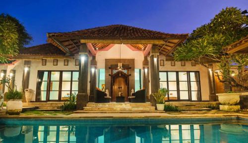 Deluxe Villa