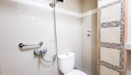 Standard Double Room with Shared Bathroom