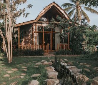 Wood Cabin Garden View with Free Scheduled Yoga Class (on Saturday)