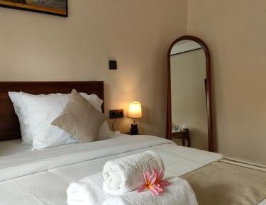 Double Room with Private Bathroom