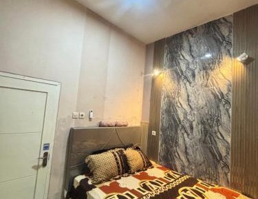 Standard Double Room with Shared Bathroom