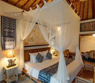 King Room with Pool View