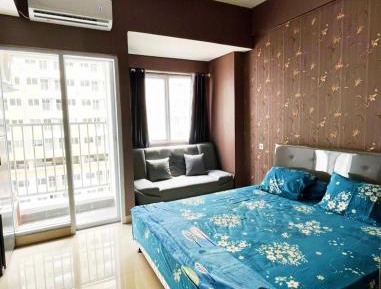 Studio Apartment with King Bed