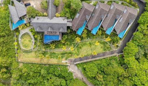 Villa with Sea View