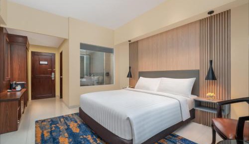 Deluxe Premier Room