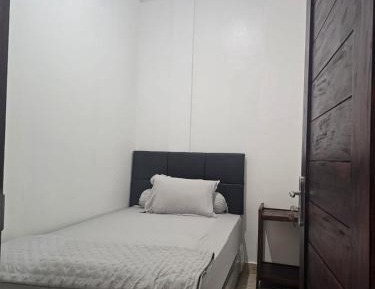 Budget Single Room