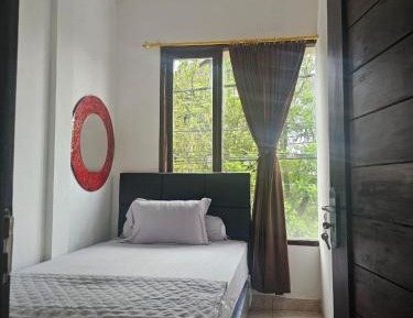 Budget Single Room