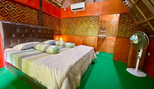 King Room with Mountain View