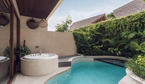 Grand Smart One Bedroom Villa With Private Pool, Jacuzzi and Lagoon Access