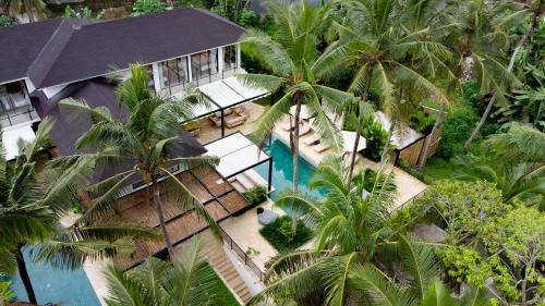 Five-Bedroom Villa