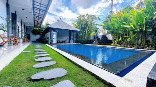 Double Room with Pool View