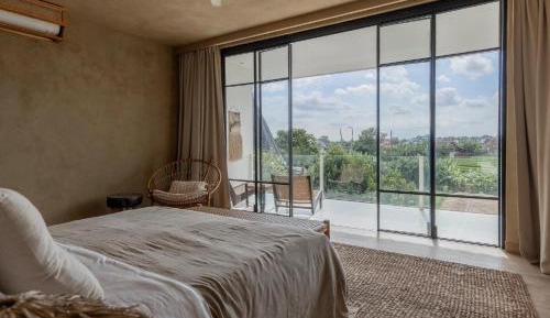 Suite with Balcony