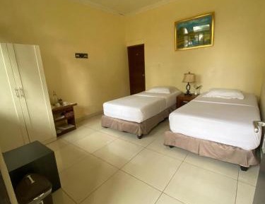 Standard Twin Room with Garden View