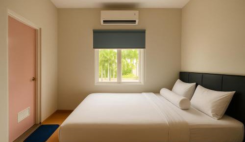 Standard Queen Room