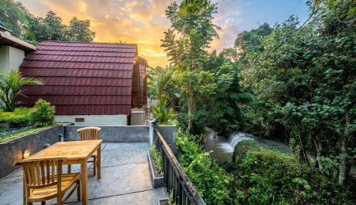 Deluxe Double or Twin Room with River View
