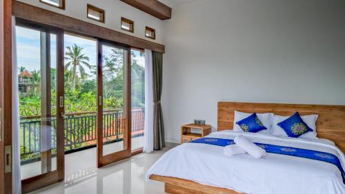 Double Room with Mountain View