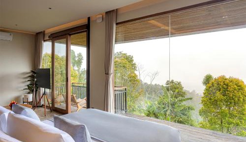 Serenity Cabin with Valley View