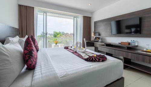 Deluxe Room with Balcony