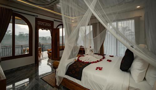 Grand Deluxe with Private Pool and Valley View