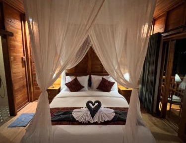 Double Room with Mountain View