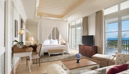 One-Bedroom Suite with Ocean View