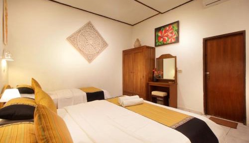 Two-Bedroom Suite with Kitchen