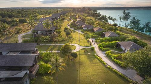One-Bedroom Beachfront Villa 