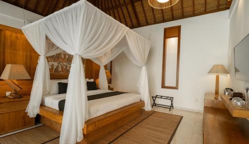 Deluxe Studio with Bathtub