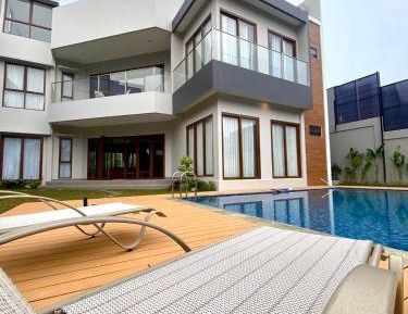 Superior Villa
