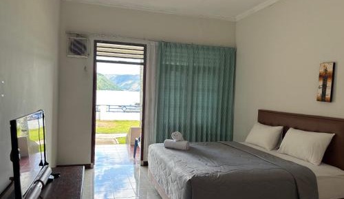 Deluxe Double or Twin Room with Lake View
