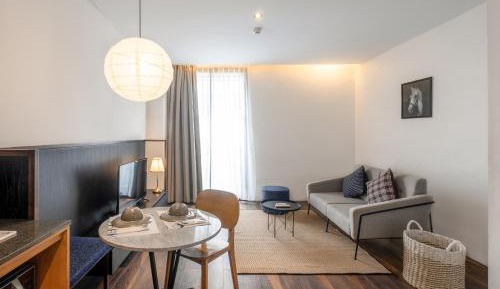 One-Bedroom Suite