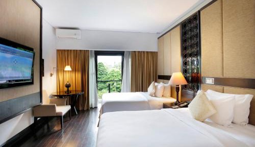 Deluxe Double or Twin Room with Garden View