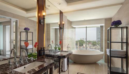 Executive Grand Deluxe Balcony