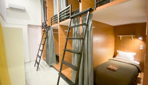 Bed in 8-Bed Mixed Dormitory Room