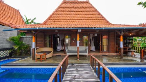 Two-Bedroom Cottage with Private Pool