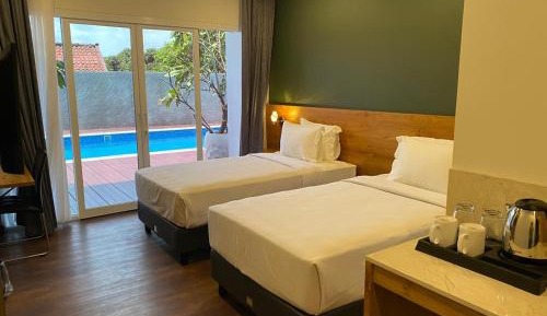Double or Twin Room with View