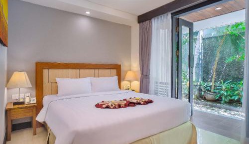 Deluxe Room with Garden View