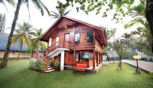 Suite with Garden View