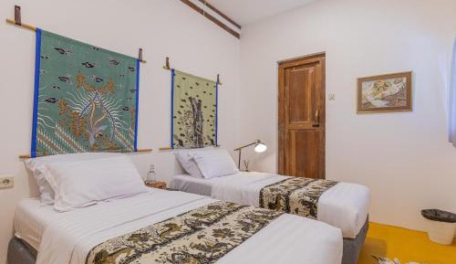 Standard Twin Room