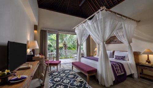 Pramana Suite with Free Benefit