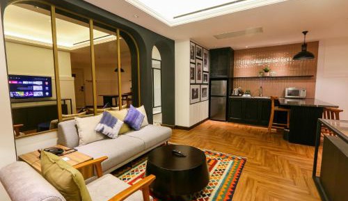 Executive Suite